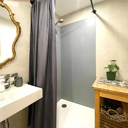 Femo - Royal - Oberstadt - Separater Eingang - Zentral Siegen