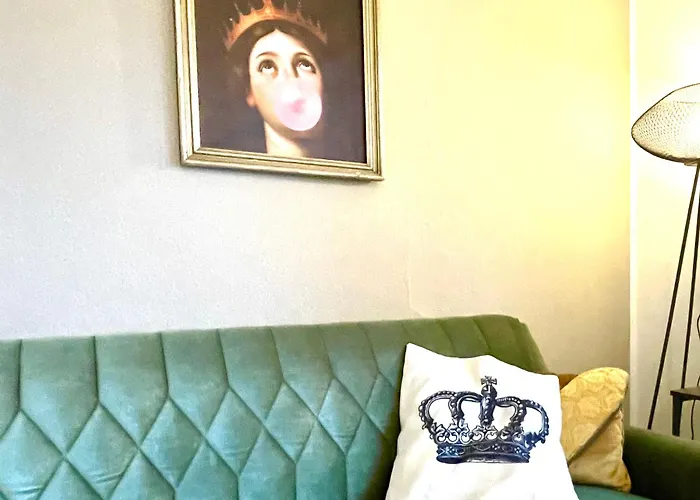 Femo - Royal - Oberstadt - Separater Eingang - Zentral アパート