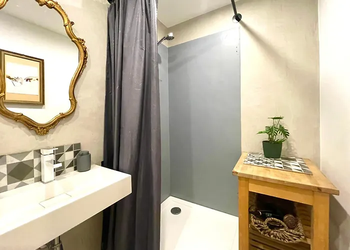 Femo - Royal - Oberstadt - Separater Eingang - Zentral ジーゲン